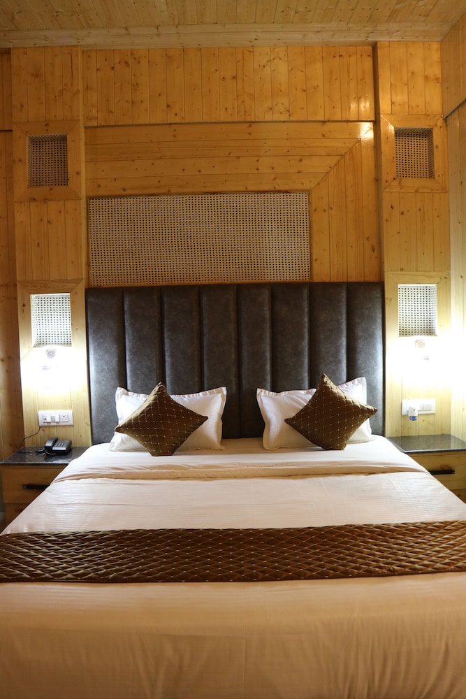 Sukoon Dk in Rudraprayag, India