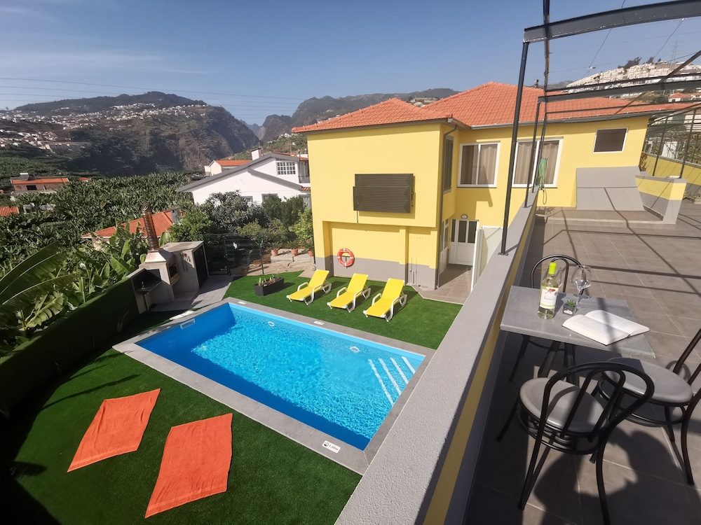 CASA DOS AVÓS Apartments with Pool in Funchal — 4-Star Luxury Hotel in Funchal, Portugal