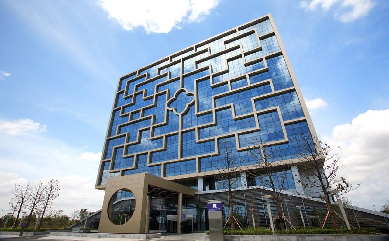 Mercure Suzhou Park Hotel and Suites — 4-Star Luxury Hotel in Suzhou, People's Republic of China