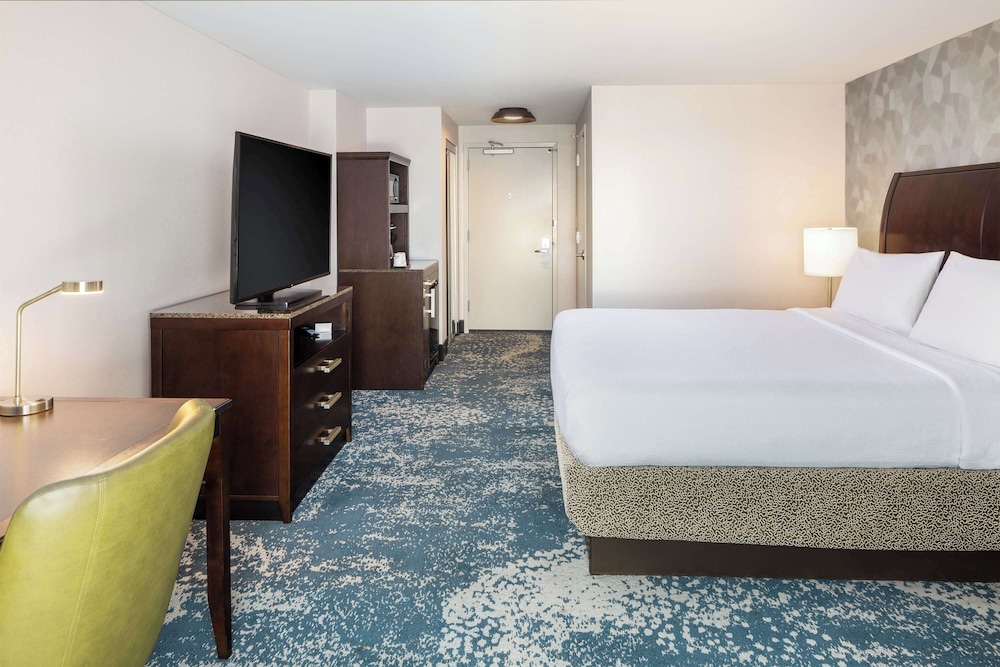 Hilton Garden Inn Bethesda Downtown - photo 11