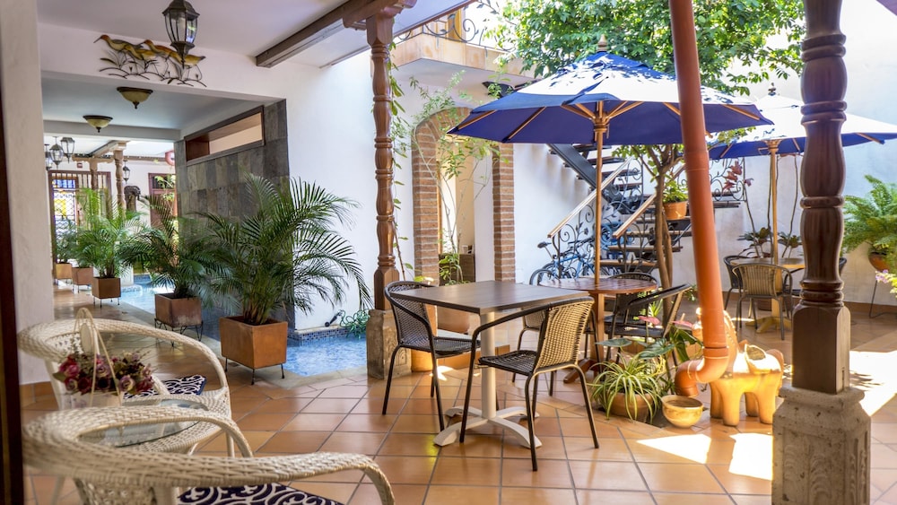 Hotel Boutique Casa Alegre Art Gallery in Cali, Colombia