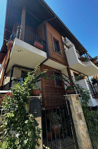 Damaris in Sozopol, Bulgaria