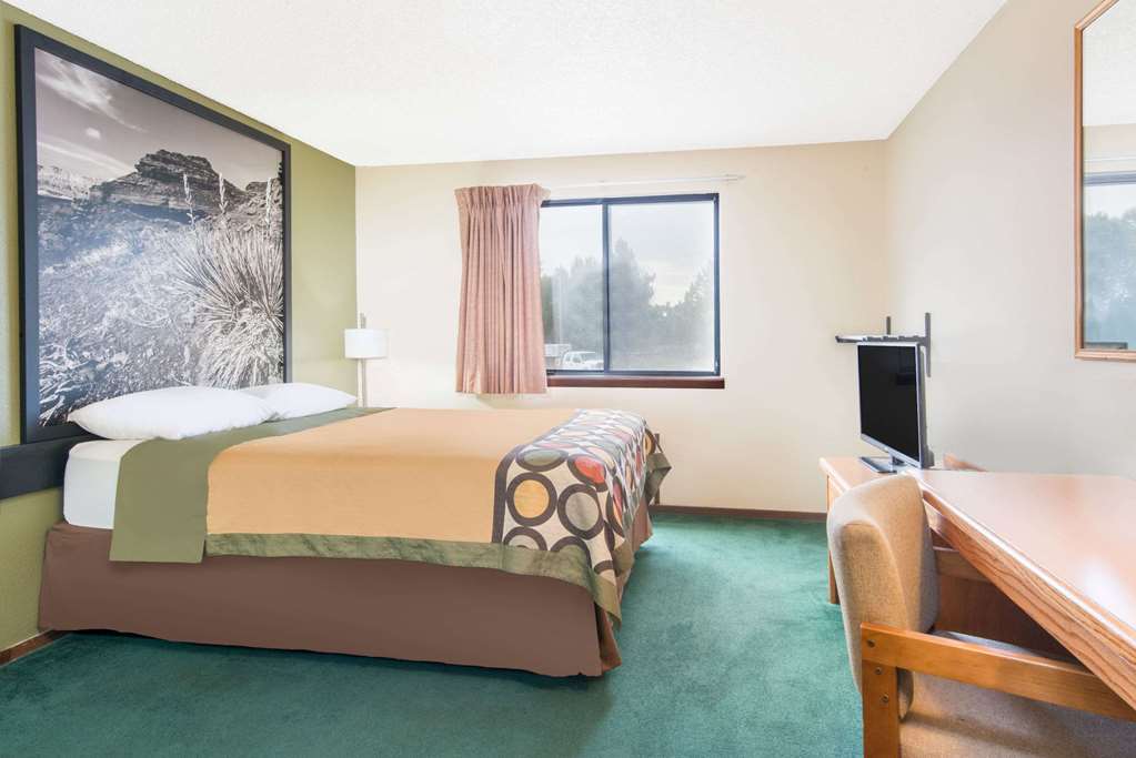 Super 8 by Wyndham Buffalo - photo 10