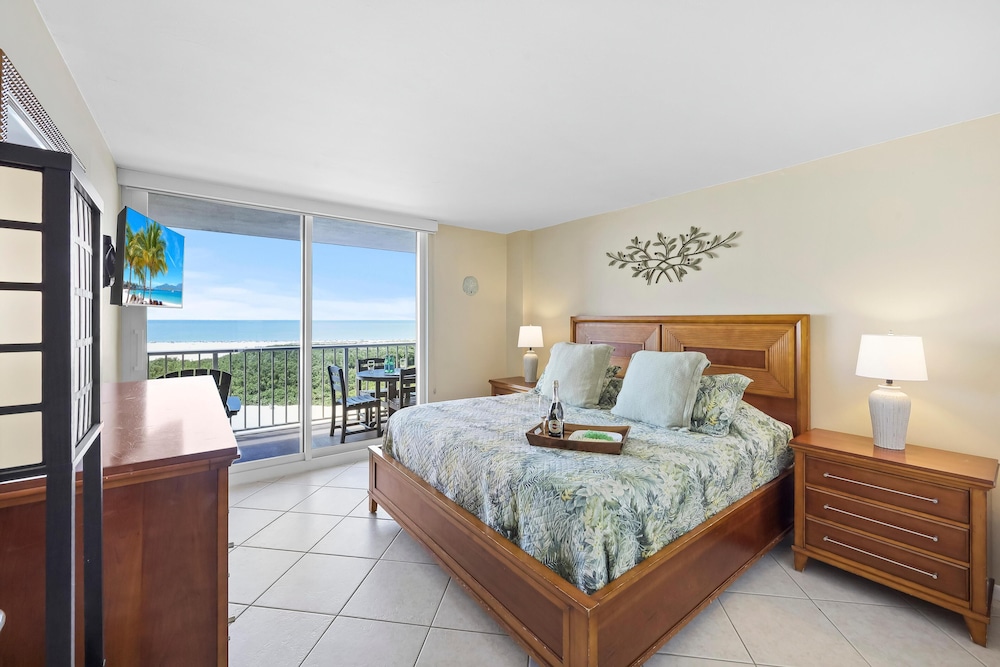 South Seas Tower 3 905 - photo 11