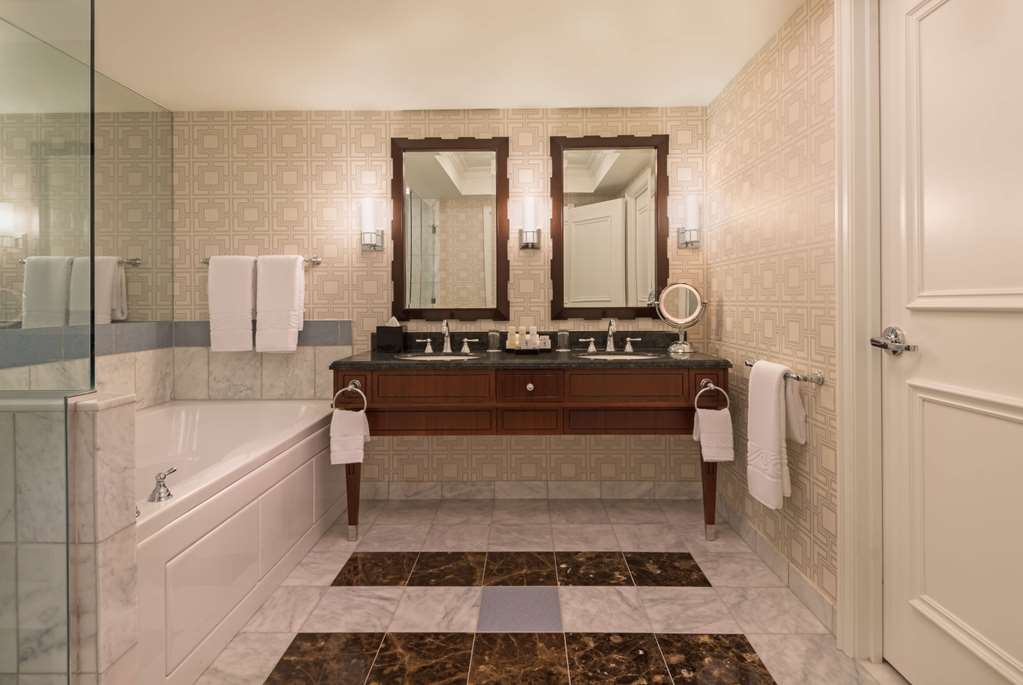 Caesars Palace - photo 39