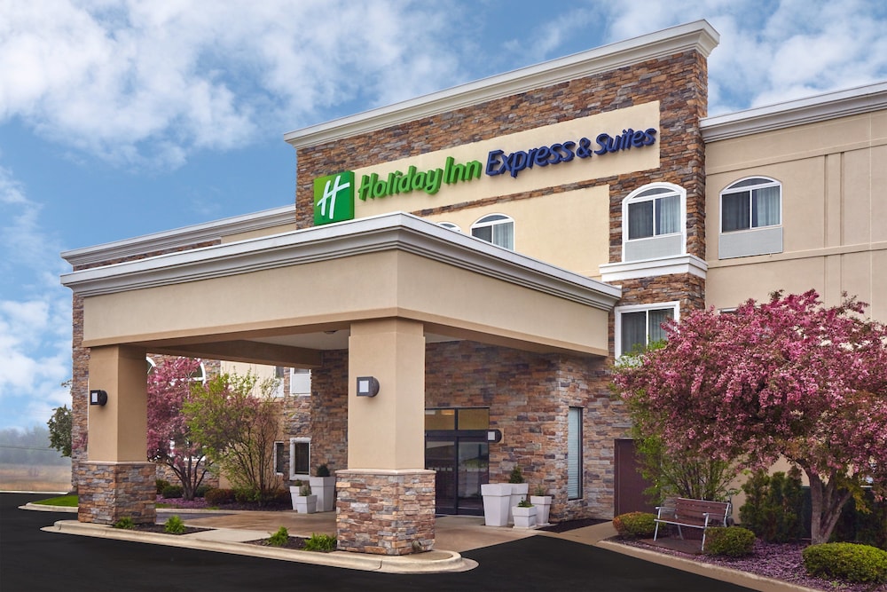 Holiday Inn Express & Suites Chicago Libertyville by IHG — hotel in Libertyville