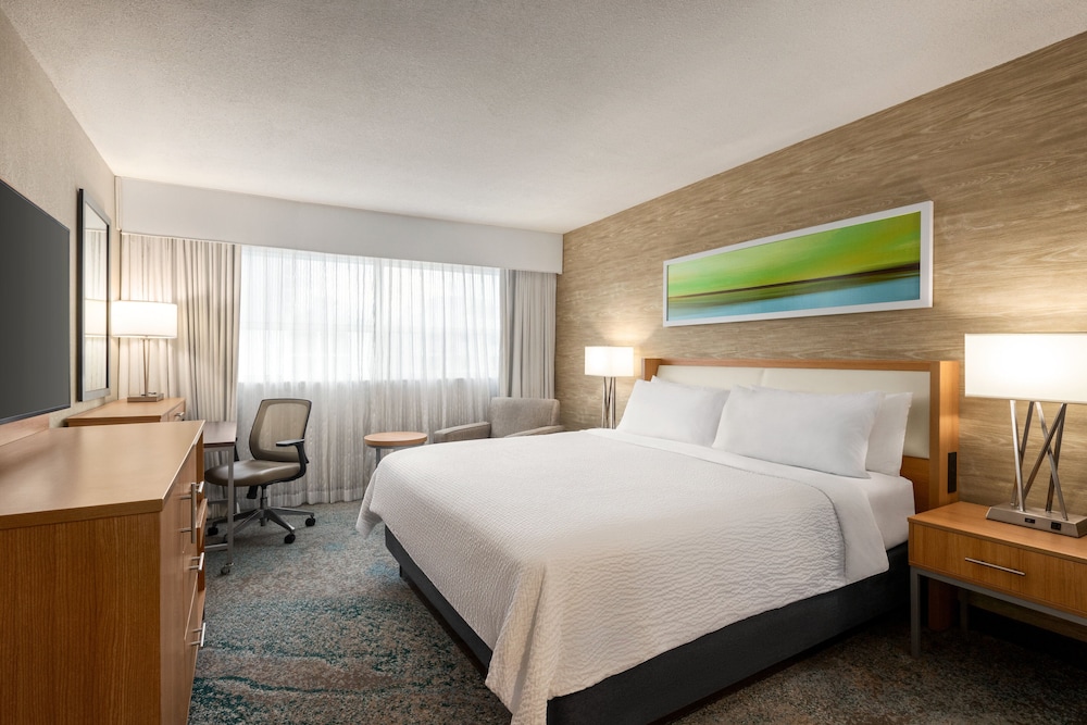 Holiday Inn Miami Beach Oceanfront by IHG - photo 10