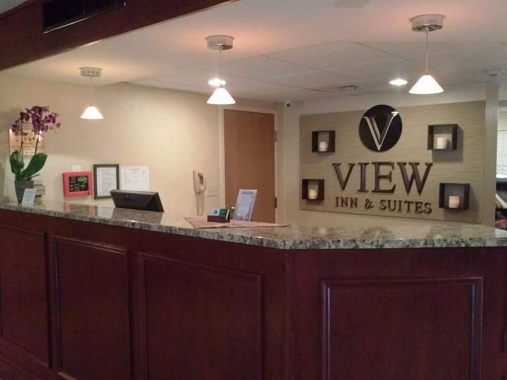 The View Inn & Suites - photo 4