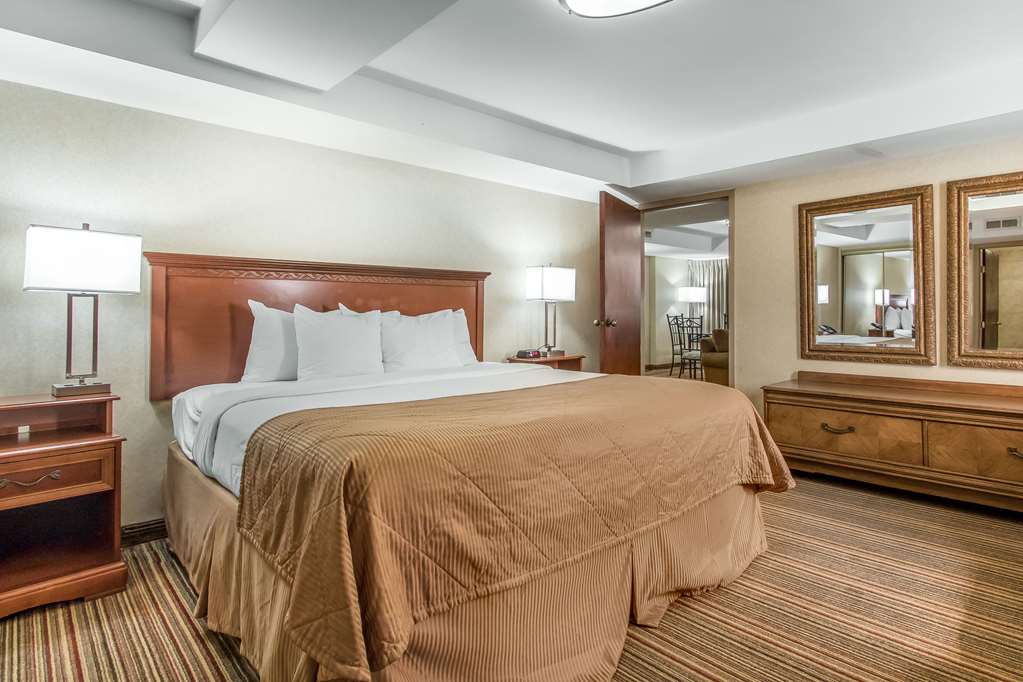 Ramada by Wyndham Tulsa Broken Arrow - photo 18