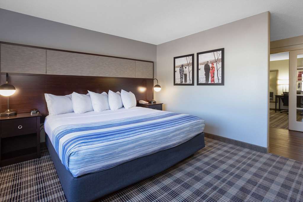 AmericInn by Wyndham Madison South - photo 19