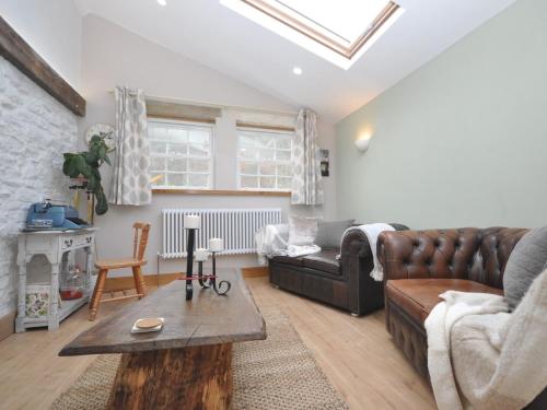 1 Bed in Cinderford 73633 - last minute hotel in Unknown City