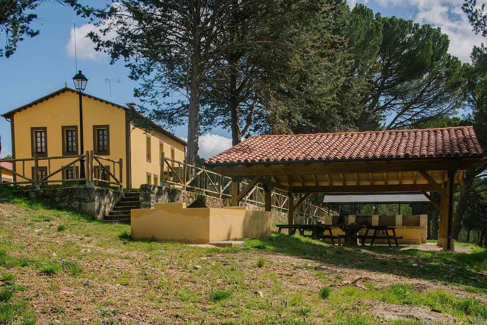 Centro Río Lobos — 4-Star Luxury Hotel in Hontoria Del Pinar, Spain