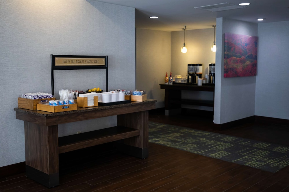 Hampton Inn Pickwick Dam At Shiloh Falls - photo 36