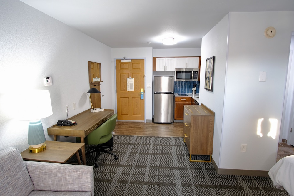 Staybridge Suites Quantico Stafford by IHG - photo 44