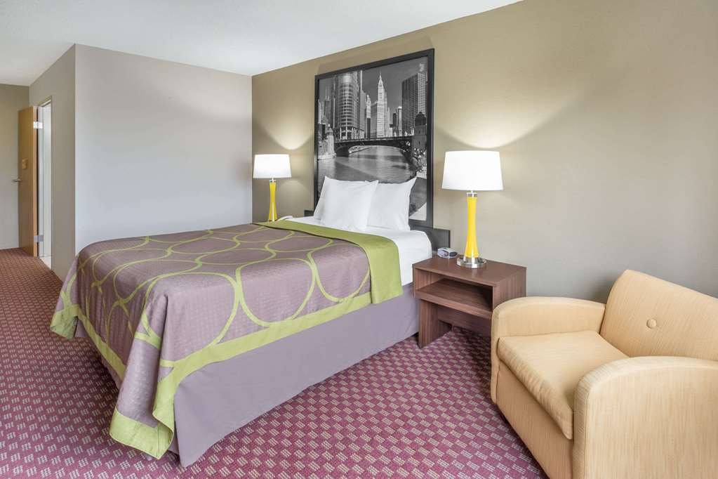 Super 8 by Wyndham Hebron Lowell Area - photo 6
