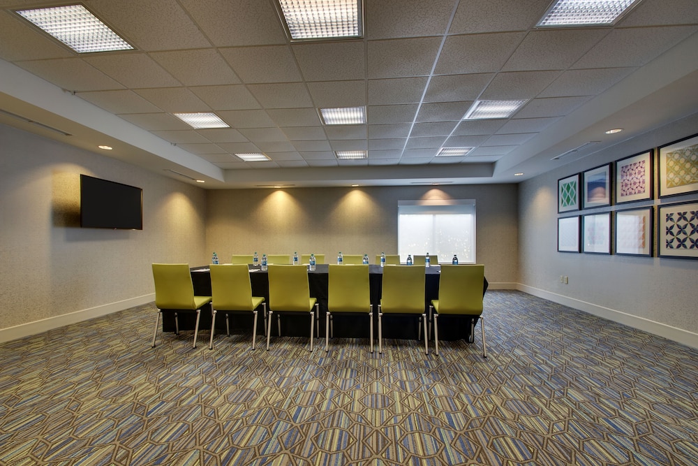 Holiday Inn Express & Suites Morris by IHG - photo 61