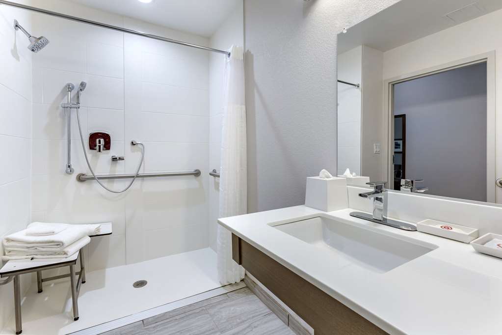 Comfort Suites Scottsdale Talking Stick Entertainment District - photo 7