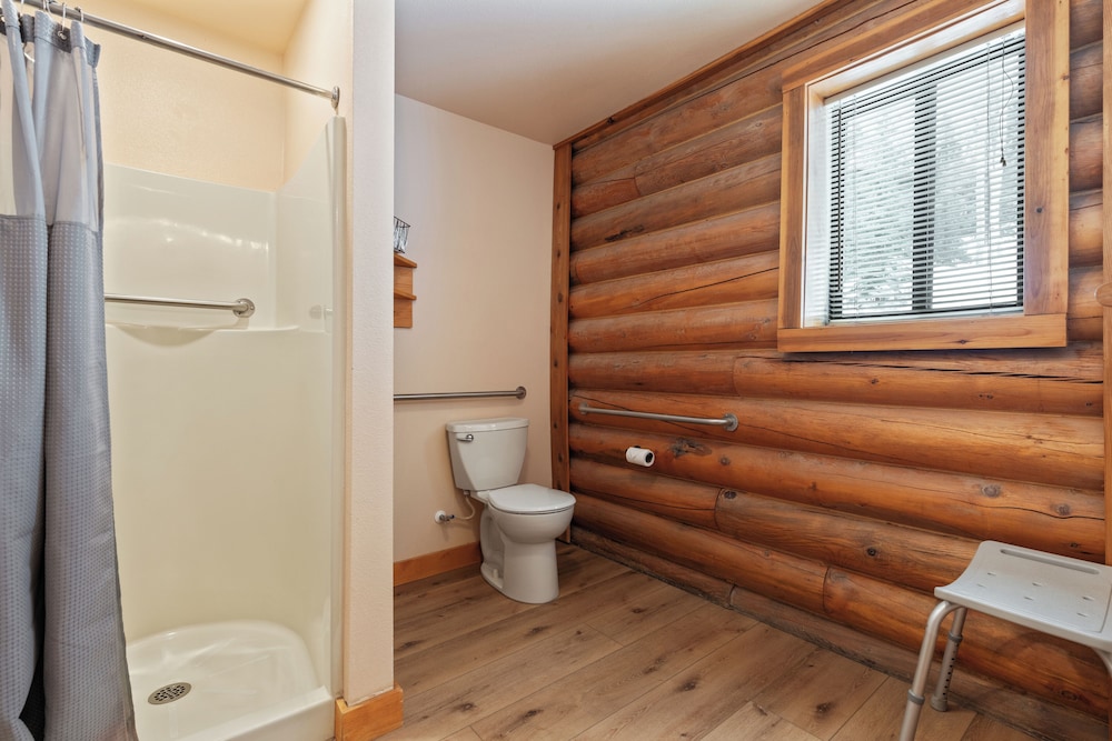 Duck Creek Village Inn - photo 93