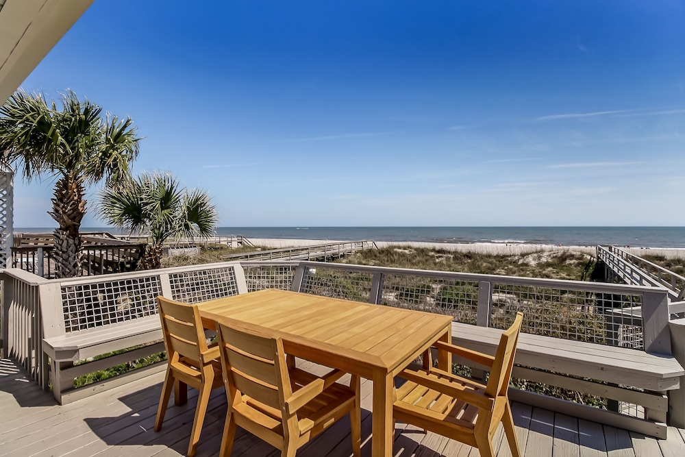 Yellow Oceanfront Hotel Room With Spectacular View of Atlantic Ocean by Redawning - photo 32