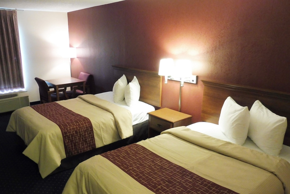 Red Roof Inn Fredericksburg South - photo 7