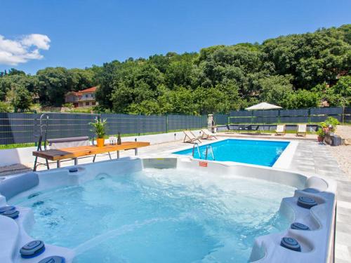 Apartment Dogan by Interhome — 4-Star Luxury Hotel in Donji Prolozac, Croatia