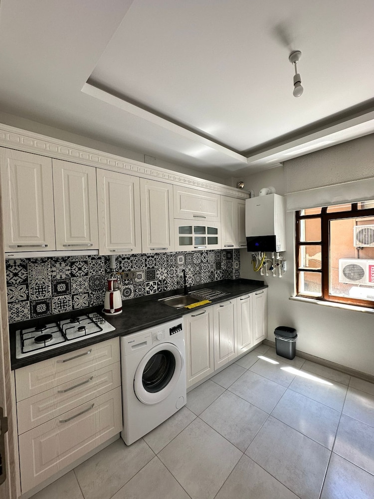 Long Street Suites Apartments — 4-Star Luxury Hotel in Trabzon, Turkey