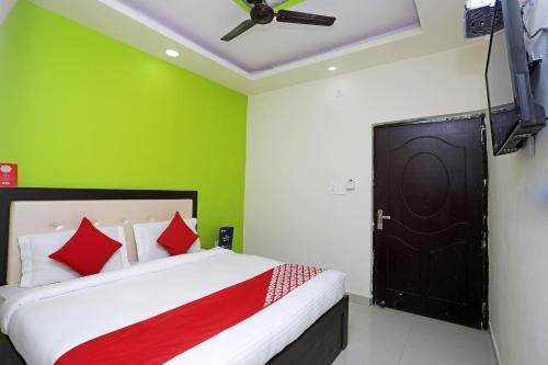 Oyo 14332 Raj Palace in Meerut, India