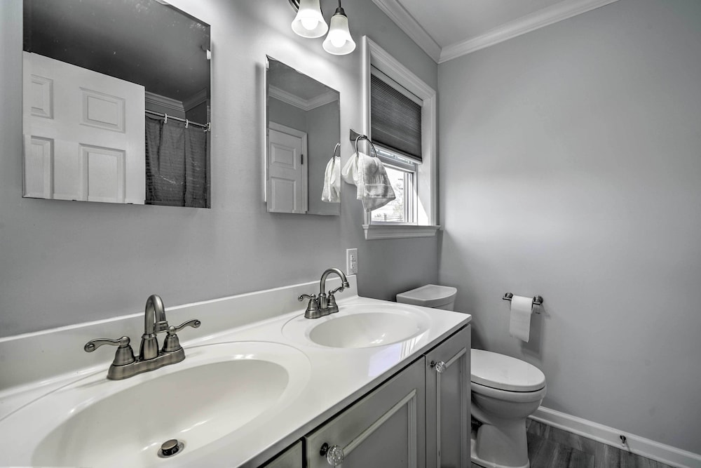 Charming Spring Lake Retreat 1 Mi To Beach — Spring Lake