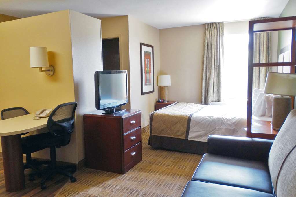 Extended Stay America Dallas Vantage Point Dr - photo 8