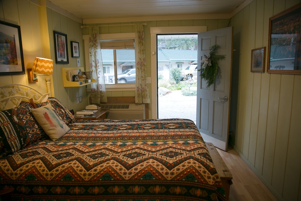 Outside Inn - photo 81