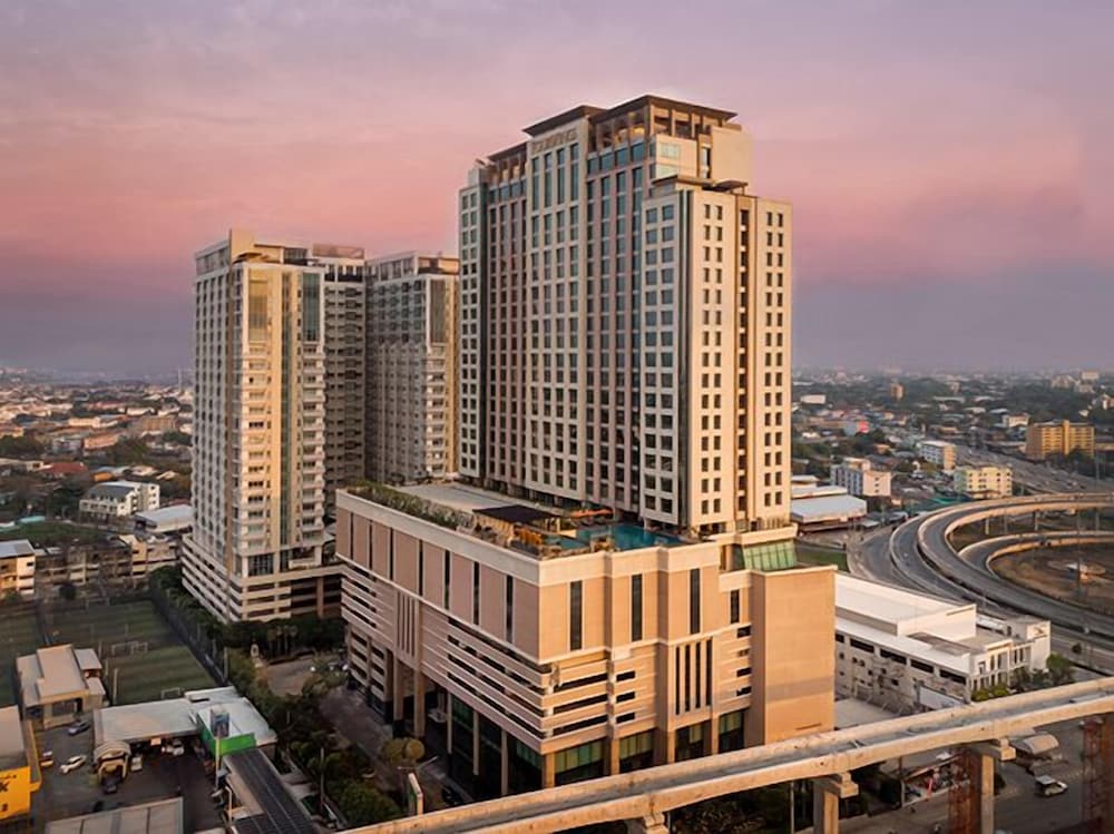 The Grand Fourwings Convention Hotel in Bangkok, Thailand