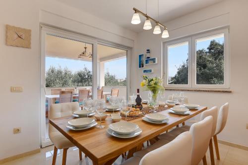 Komfortables Ferienhaus mit Klima WLAN Grill und Parkplatz — Medulin — photo 5