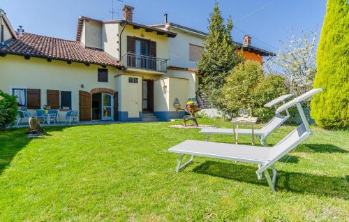 Gorgeous Home In Ferrere With Kitchen — 4-Star Luxury Hotel in Ferrere, Italy