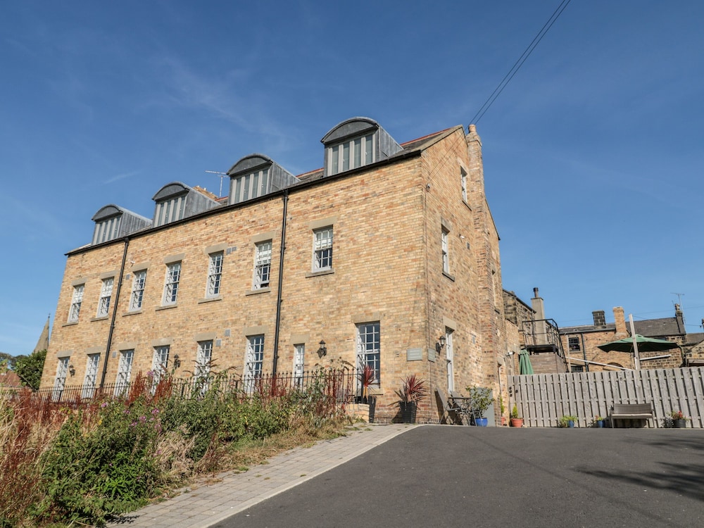 Sunset Point - carbon neutral hotel in Alnwick
