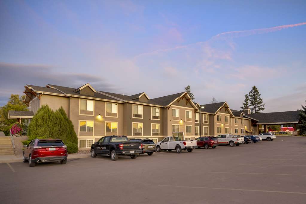 Best Western Plus Kalispell Glacier Park West Hotel & Suites - photo 36