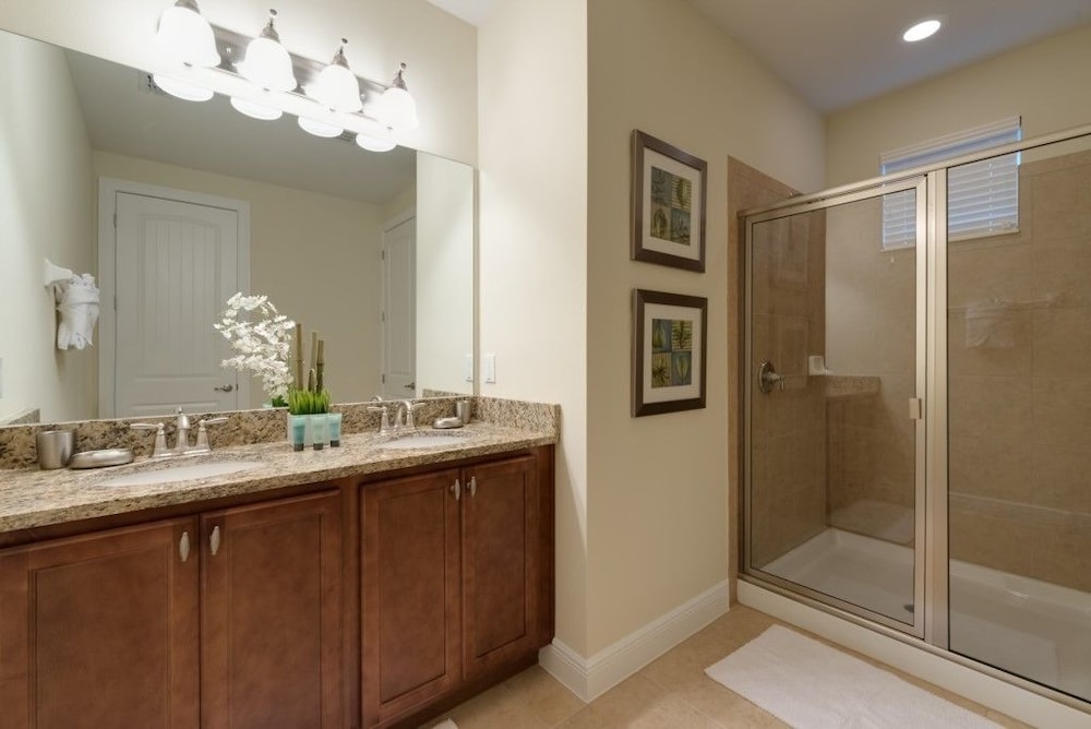 Je63369 The Encore Club Resort 8 Bed 7 Baths Resort Home - photo 21