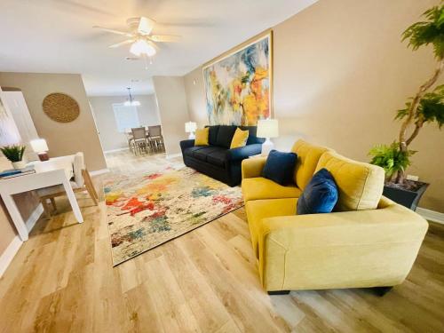 Eastgate 14A beautiful townhouse — 4-Star Luxury Hotel in Hammond, United States