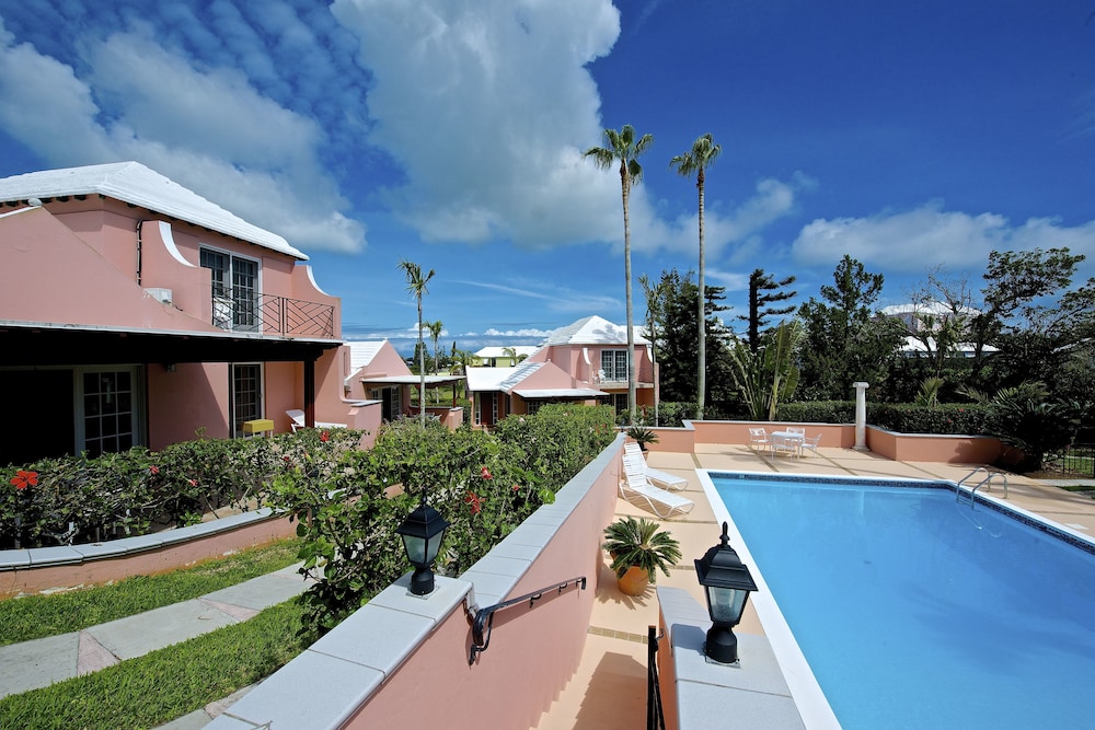 Fourways Inn in Hamilton, Bermuda