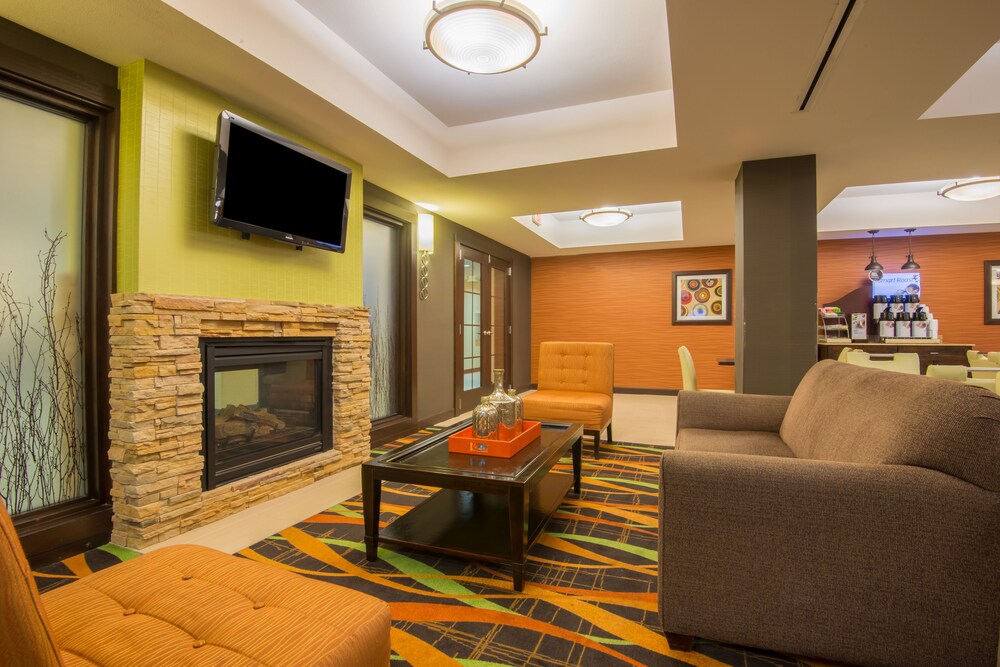 Holiday Inn Express Hobbs - photo 15