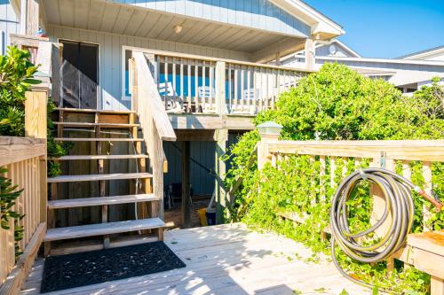 God is Nigh by Oak Island Accommodations - photo 18