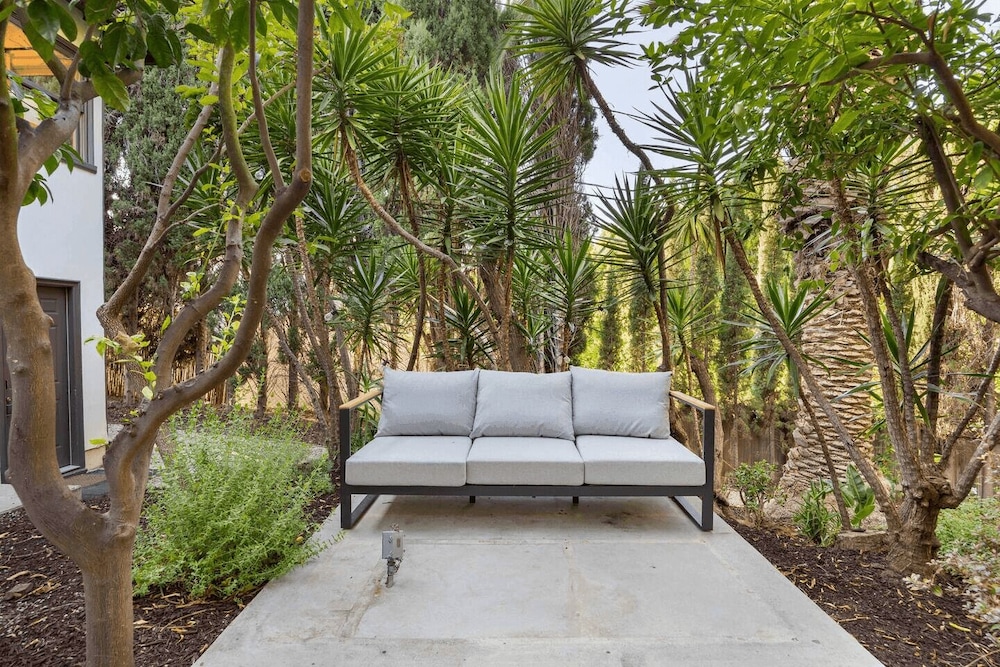 Dos Palos by Avantstay Mod Hollywood Sanctuary - photo 43