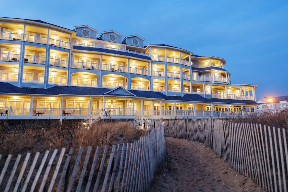Madison Beach Hotel - photo 103