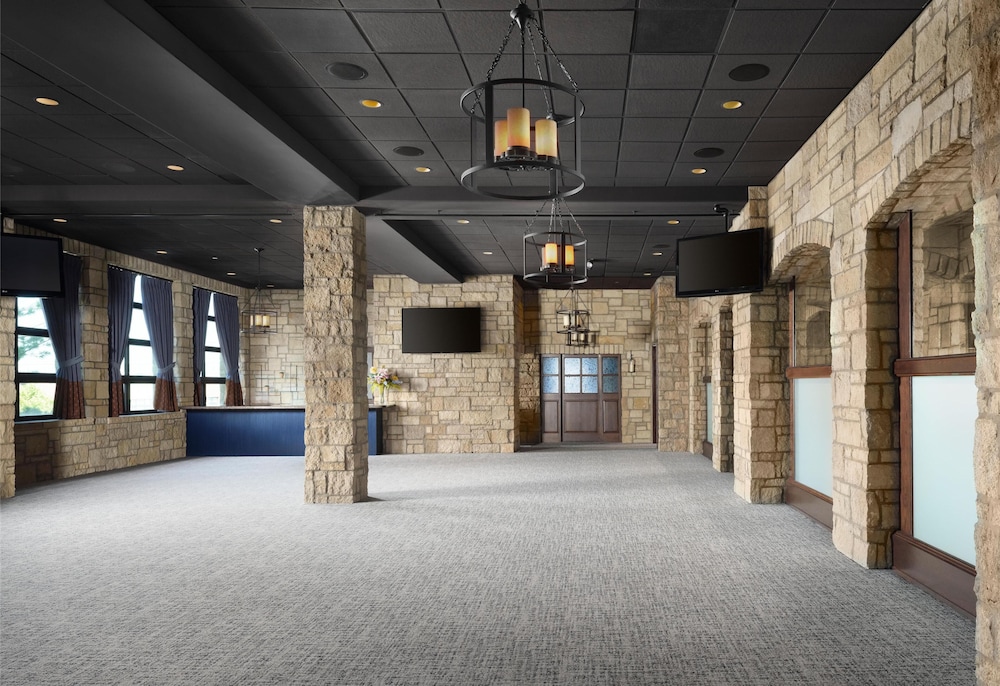 The Oread Lawrence Tapestry Collection by Hilton - photo 141