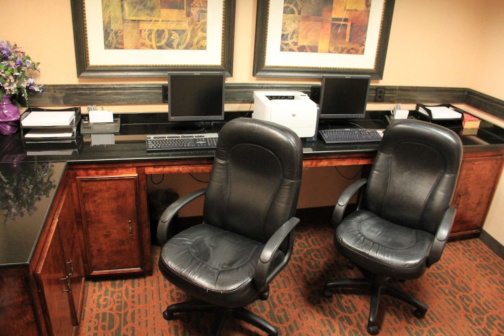 Hampton Inn & Suites Houston Katy - photo 30