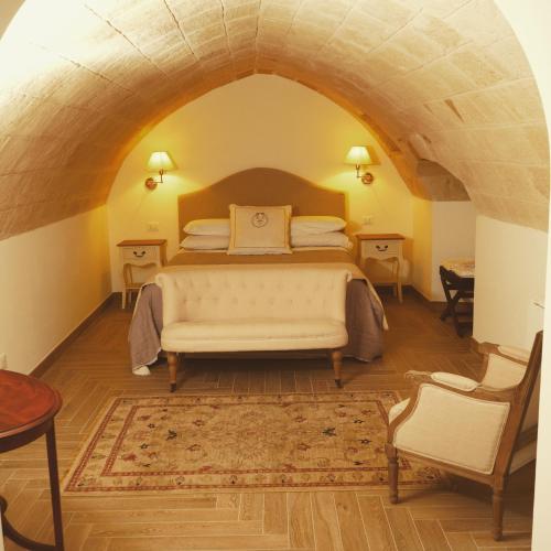 Suite il ritrovo dei poeti — 4-Star Luxury Hotel in Taranto, Italy