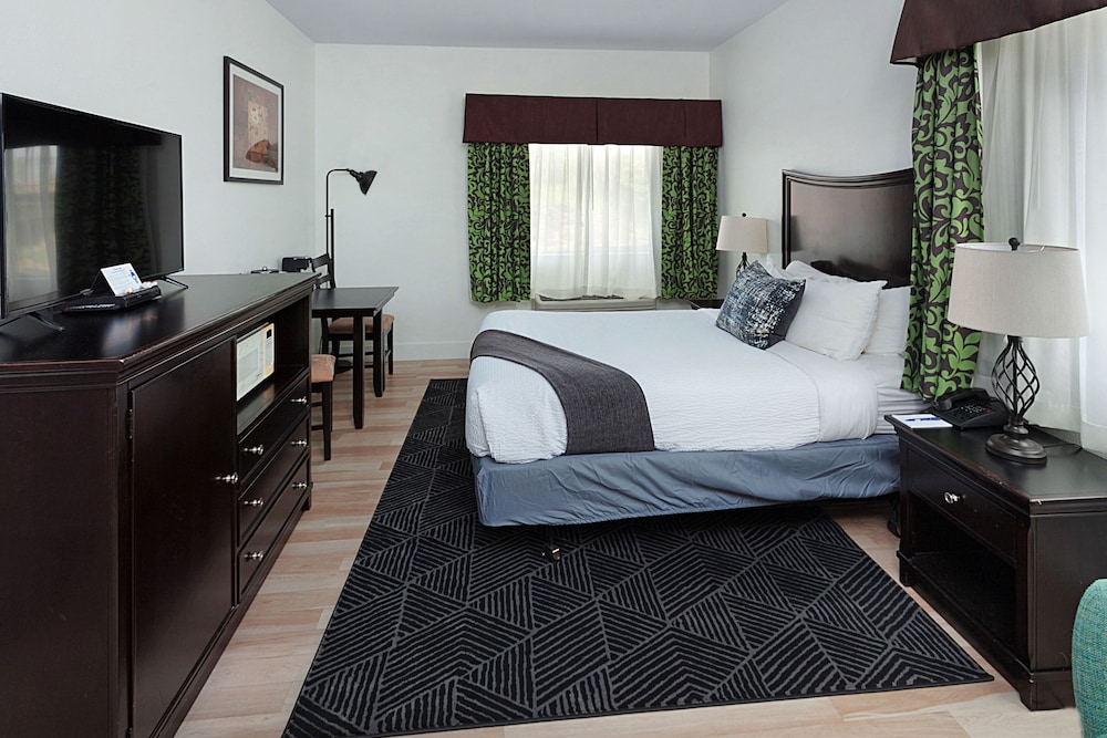 Inn at Lincoln City - photo 10