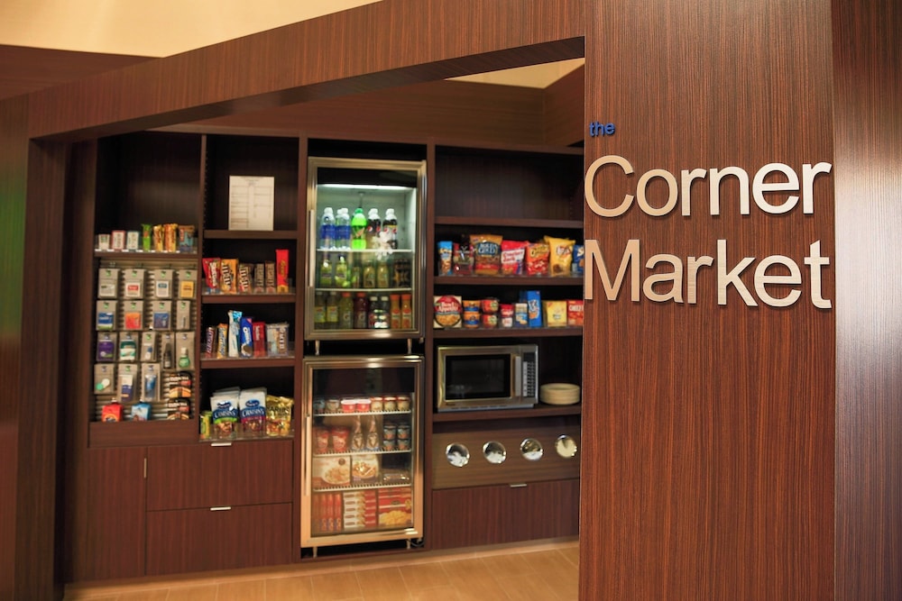Fairfield Inn & Suites by Marriott San Jose Airport - photo 23