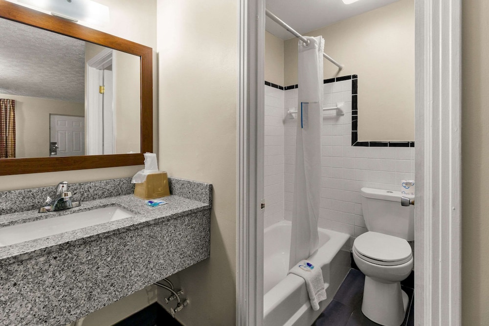 Rodeway Inn Dickson - photo 17