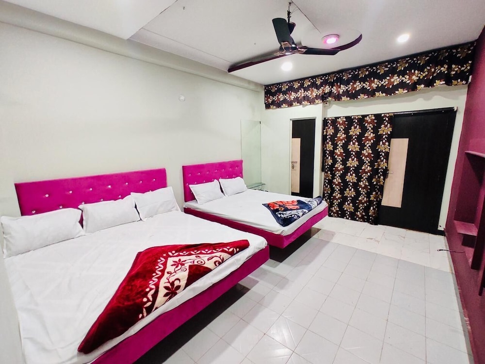 Hotel City Moon in Ujjain, India