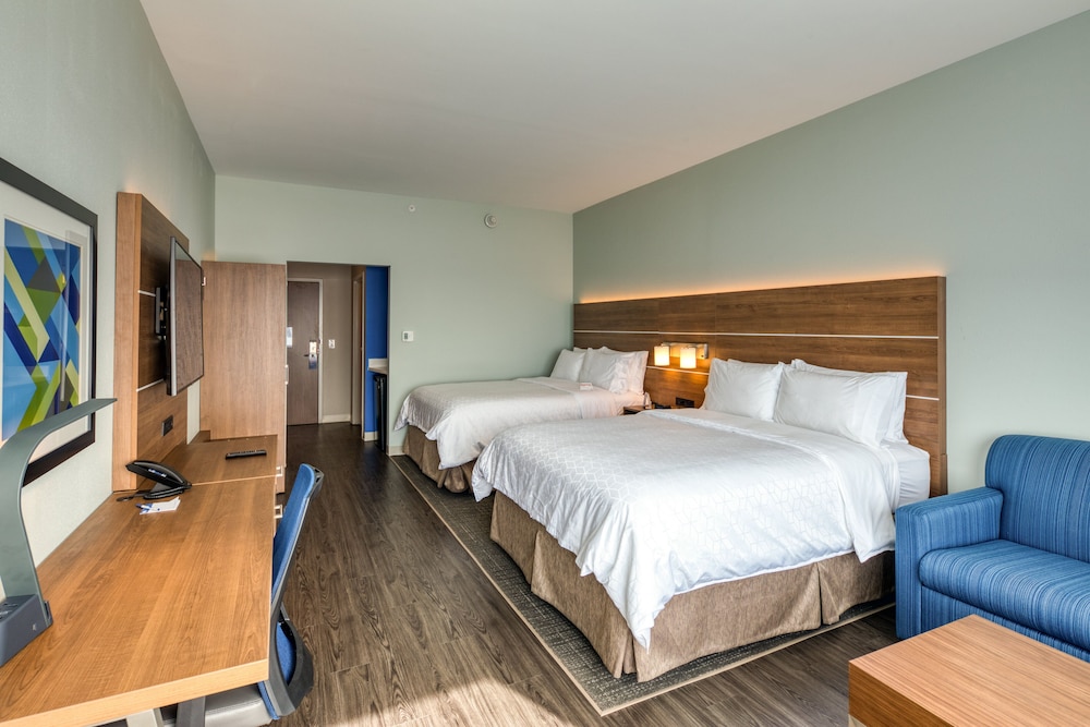 Holiday Inn Express & Suites Charlotte South End by IHG - photo 30
